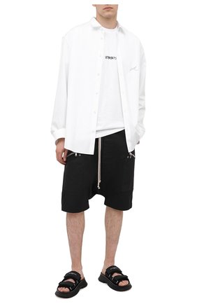 Мужские шорты RICK OWENS черного цвета по цене 59950 руб., арт. RU20F3389/TT | Фото 2 Мужские шорты RICK OWENS черного цвета, арт. RU20F3389/TT | Фото 2