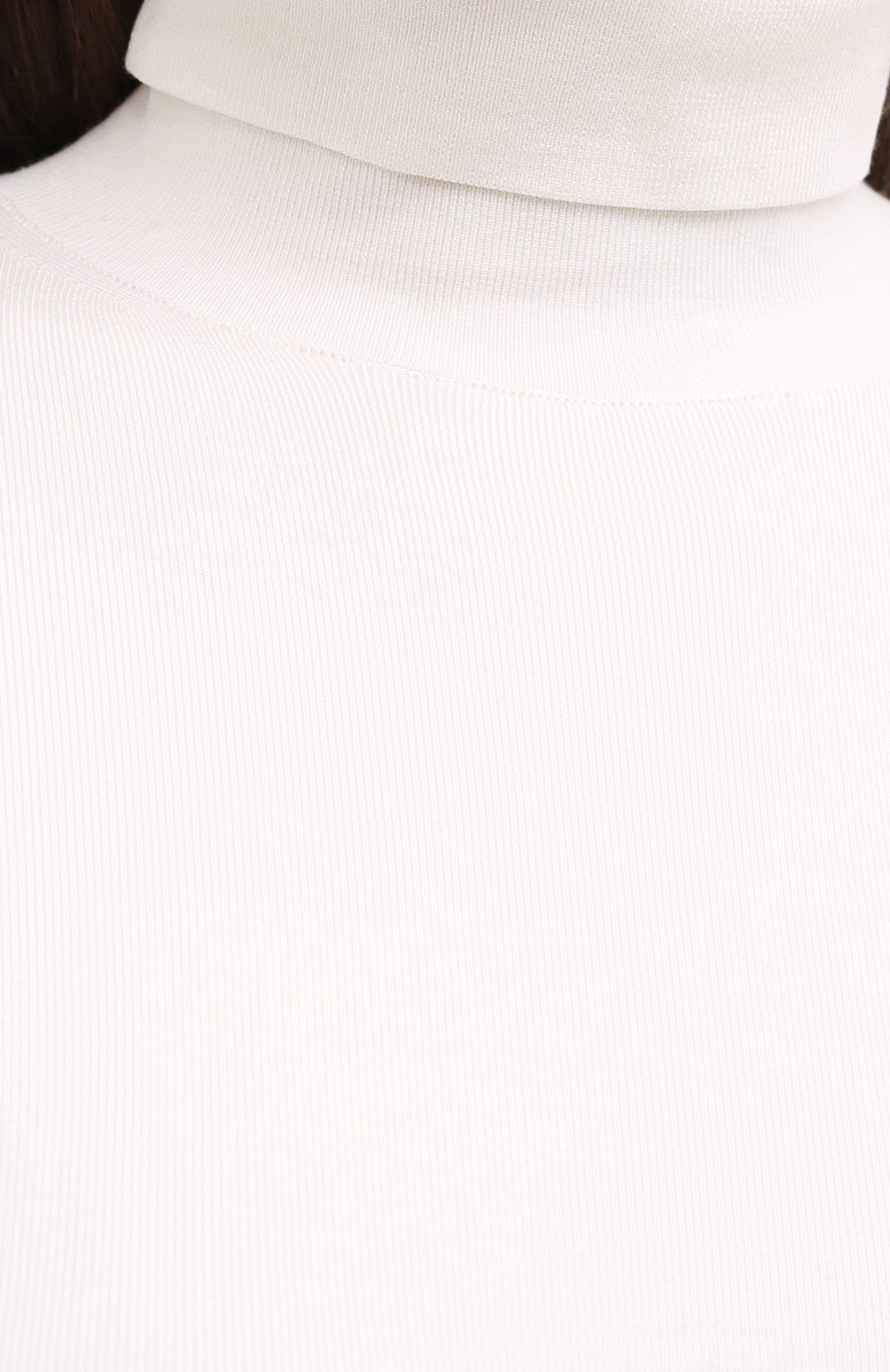 Женская водолазка JOSEPH белого цвета, арт. JF004764 | Фото 5 (Женское Кросс-КТ: Водолазка-одежда; Материал внешний: Шелк, Синтетический материал; Рукава: Длинные; Длина (для топов): Стандартные; Стили: Кэжуэл)