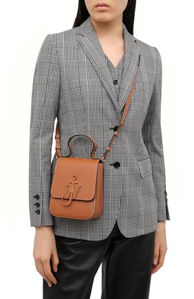 Женская сумка top handle anchor JW ANDERSON коричневого цвета по цене 0 руб., арт. HB0238 LA0001 | Фото 5 Женская сумка top handle anchor JW ANDERSON коричневого цвета, арт. HB0238 LA0001 | Фото 5 (Сумки-технические: Сумки через плечо, Сумки top-handle; Материал: Натуральная кожа; Размер: mini; Ремень/цепочка: На ремешке)