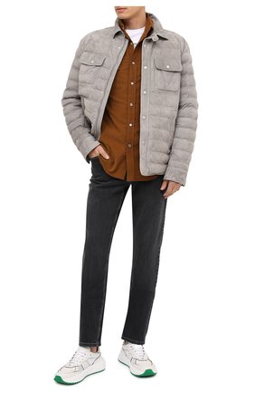 Мужская хлопковая рубашка TOM FORD коричневого цвета по цене 57250 руб., арт. 8FT876/94MEKI | Фото 2 Мужская хлопковая рубашка TOM FORD коричневого цвета, арт. 8FT876/94MEKI | Фото 2 (Рукава: Длинные; Материал внешний: Хлопок; Длина (для топов): Стандартные; Мужское Кросс-КТ: Рубашка-одежда; Принт: Однотонные; Случай: Повседневный; Стили: Кэжуэл; Манжеты: На кнопках; Воротник: Кент; Региональные ограничения белый список (Axapta Mercury): RU)