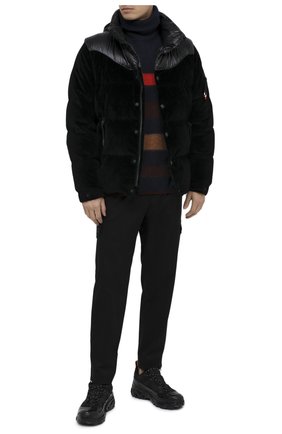 Мужская пуховая куртка 2 moncler 1952 MONCLER GENIUS черного цвета по цене 143000 руб., арт. F2-092-1A534-00-57009 | Фото 2 Мужская пуховая куртка 2 moncler 1952 MONCLER GENIUS черного цвета, арт. F2-092-1A534-00-57009 | Фото 2
