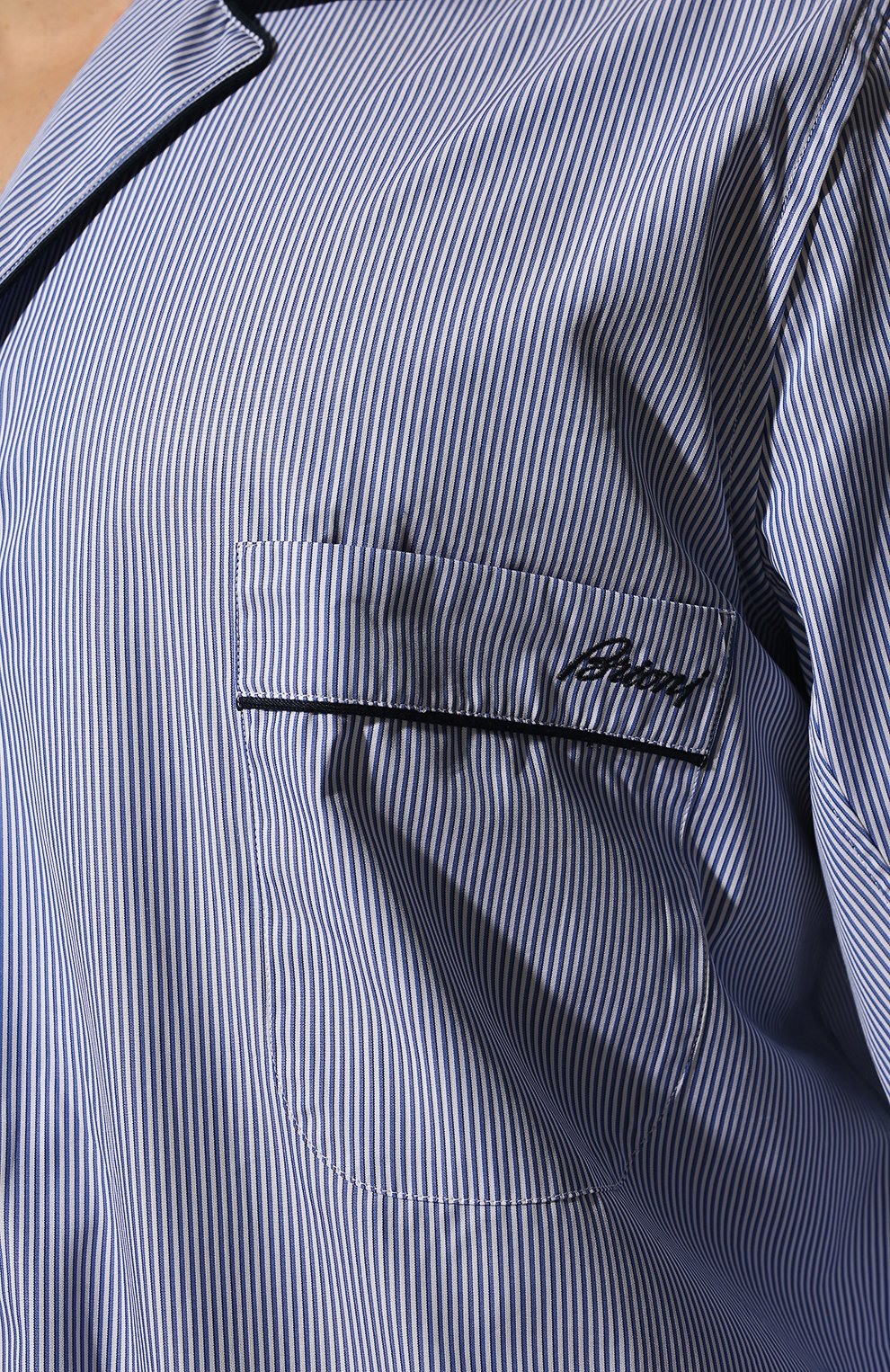 Мужская хлопковая пижама BRIONI синего цвета, арт. NBP30L/0905Q | Фото 7 (Рукава: Длинные; Длина (брюки, джинсы): Стандартные; Кросс-КТ: домашняя одежда; Длина (для топов): Стандартные; Региональные ограничения белый список (Axapta Mercury): RU; Материал внешний: Хлопок)