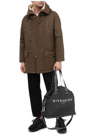 Мужская текстильная сумка-шопер light 3 GIVENCHY черно-белого цвета по цене 69700 руб., арт. BK507CK0B5 | Фото 2 Мужская текстильная сумка-шопер light 3 GIVENCHY черно-белого цвета, арт. BK507CK0B5 | Фото 2