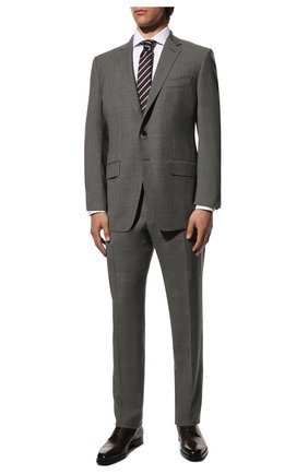 Мужской шерстяной костюм TOM FORD серого цвета по цене 286500 руб., арт. 811R26/21454C | Фото 1 Мужской шерстяной костюм TOM FORD серого цвета, арт. 811R26/21454C | Фото 1 (Материал подклада: Купро, Шелк; Материал внешний: Шерсть; Рукава: Длинные; Костюмы М: Однобортный; Стили: Классический)