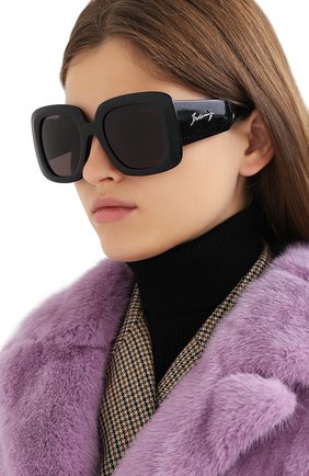 Женские солнцезащитные очки BALENCIAGA черного цвета по цене 35100 руб., арт. 641685/T0001 | Фото 2 Женские солнцезащитные очки BALENCIAGA черного цвета, арт. 641685/T0001 | Фото 2