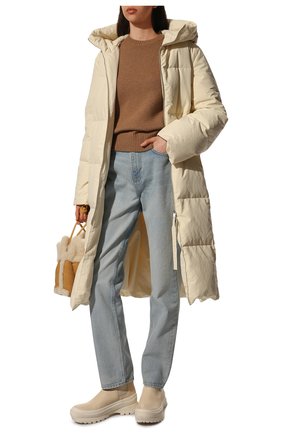 Женский пуховик JIL SANDER кремвого цвета по цене 169500 руб., арт. JPPR441594-WR440900 | Фото 2 Женский пуховик JIL SANDER кремвого цвета, арт. JPPR441594-WR440900 | Фото 2