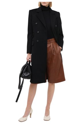 Женские кожаные шорты ALEXANDRE VAUTHIER коричневого цвета по цене 199500 руб., арт. 203LPA1300 0404 | Фото 2 Женские кожаные шорты ALEXANDRE VAUTHIER коричневого цвета, арт. 203LPA1300 0404 | Фото 2