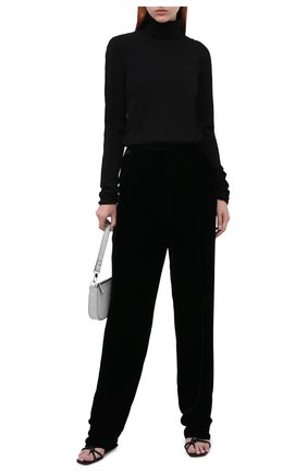 Женские брюки из вискозы и шелка GIORGIO ARMANI черного цвета по цене 128500 руб., арт. 0WHPP0DG/T01FD | Фото 2 Женские брюки из вискозы и шелка GIORGIO ARMANI черного цвета, арт. 0WHPP0DG/T01FD | Фото 2