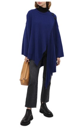 Женская шерстяное пончо STELLA MCCARTNEY синего цвета по цене 130000 руб., арт. 601751/S2209 | Фото 2 Женская шерстяное пончо STELLA MCCARTNEY синего цвета, арт. 601751/S2209 | Фото 2