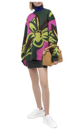 Женские комбинированные кроссовки runner loop STELLA MCCARTNEY белого цвета по цене 35800 руб., арт. 583950/W1TV1 | Фото 2 Женские комбинированные кроссовки runner loop STELLA MCCARTNEY белого цвета, арт. 583950/W1TV1 | Фото 2