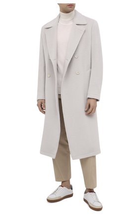 Мужской шерстяное пальто DOLCE & GABBANA белого цвета по цене 197000 руб., арт. G015UT/FU3IK | Фото 2 Мужской шерстяное пальто DOLCE & GABBANA белого цвета, арт. G015UT/FU3IK | Фото 2