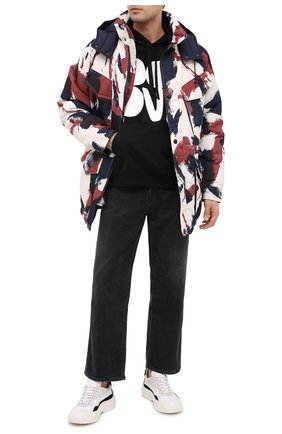 Мужской хлопковое худи VALENTINO черно-белого цвета по цене 89650 руб., арт. UV0MF15P6V2 | Фото 2 Мужской хлопковое худи VALENTINO черно-белого цвета, арт. UV0MF15P6V2 | Фото 2
