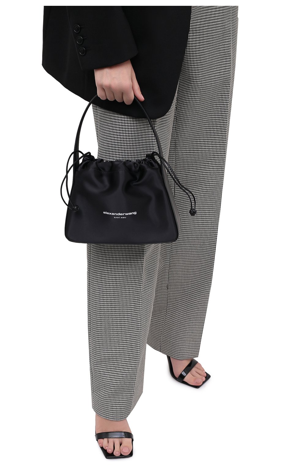 Женская сумка ryan ALEXANDER WANG черного цвета по цене 48750 руб., арт. 20C220R192 | Фото 2 Женская сумка ryan ALEXANDER WANG черного цвета, арт. 20C220R192 | Фото 2