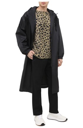 Мужские брюки из хлопка и шерсти DRIES VAN NOTEN черного цвета по цене 37500 руб., арт. 202-20939-1285 | Фото 2 Мужские брюки из хлопка и шерсти DRIES VAN NOTEN черного цвета, арт. 202-20939-1285 | Фото 2 (Материал внешний: Шерсть, Хлопок; Длина (брюки, джинсы): Стандартные; Случай: Повседневный; Стили: Кэжуэл)