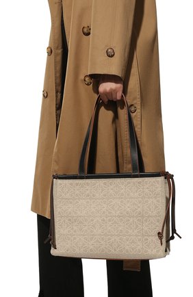 Женский сумка cushion LOEWE бежевого цвета по цене 104500 руб., арт. A612A93X05 | Фото 2 Женский сумка cushion LOEWE бежевого цвета, арт. A612A93X05 | Фото 2