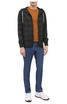 Мужские джинсы BRIONI голубого цвета по цене 68750 руб., арт. SPNJ0L/P9D22/STELVI0 | Фото 2 Мужские джинсы BRIONI голубого цвета, арт. SPNJ0L/P9D22/STELVI0 | Фото 2