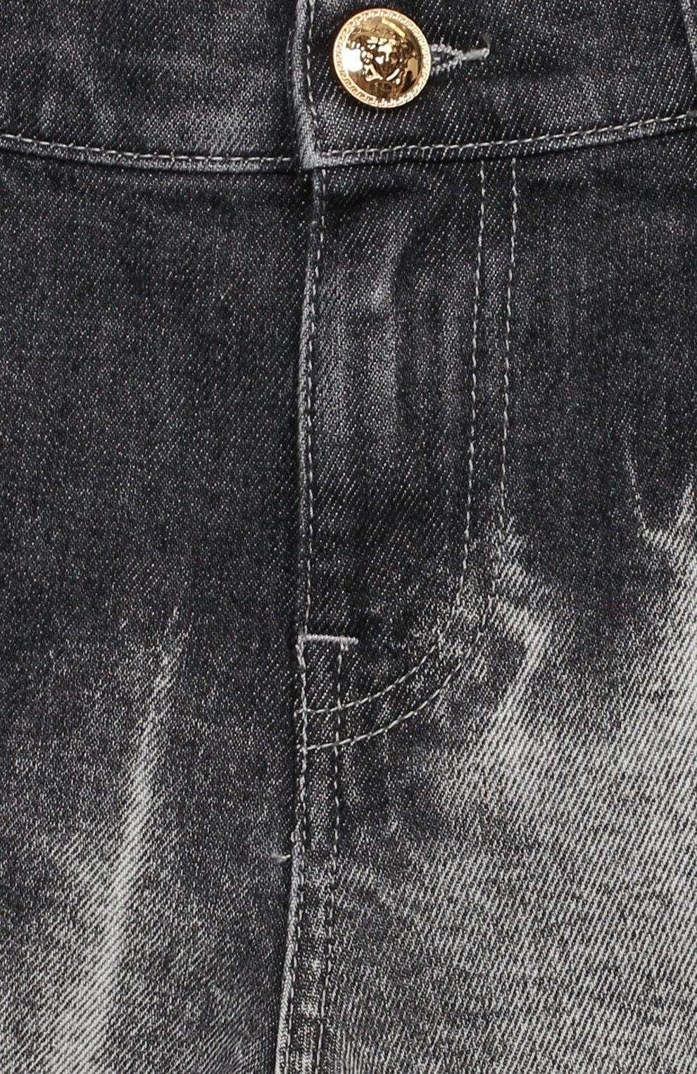 Детские джинсы VERSACE серого цвета, арт. YD000245/A236335/8A-14A | Фото 3 (Материал внешний: Хлопок; Детали: Потертости; Ростовка одежда: 10 - 11 лет | 140 - 146см, 12 лет | 152 см, 16 лет | 164 см)