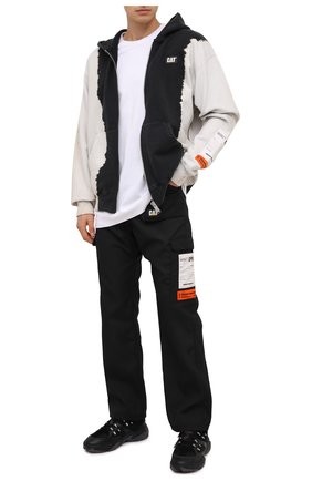 Мужские брюки-карго heron preston x caterpillar HERON PRESTON черного цвета по цене 53800 руб., арт. HMCA032F20FAB0011000 | Фото 2 Мужские брюки-карго heron preston x caterpillar HERON PRESTON черного цвета, арт. HMCA032F20FAB0011000 | Фото 2