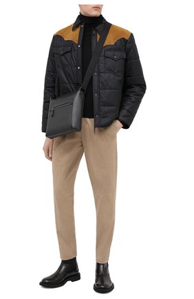 Мужская кожаная сумка SALVATORE FERRAGAMO темно-серого цвета по цене 78000 руб., арт. Z-0732518 | Фото 2 Мужская кожаная сумка SALVATORE FERRAGAMO темно-серого цвета, арт. Z-0732518 | Фото 2