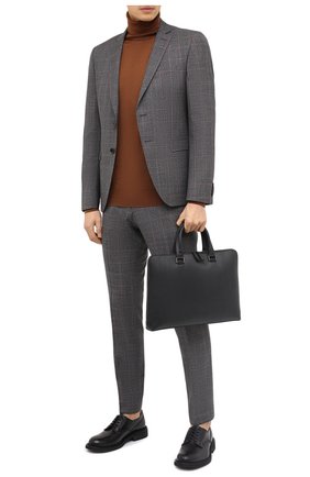 Мужская кожаная сумка для ноутбука SALVATORE FERRAGAMO темно-серого цвета по цене 104000 руб., арт. Z-0732517 | Фото 2 Мужская кожаная сумка для ноутбука SALVATORE FERRAGAMO темно-серого цвета, арт. Z-0732517 | Фото 2