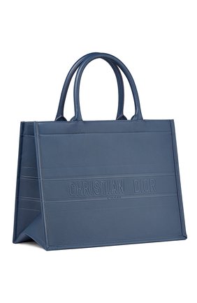 Женский сумка book tote DIOR синего цвета по цене 220000 руб., арт. M1296ZGSBM94B | Фото 2 Женский сумка book tote DIOR синего цвета, арт. M1296ZGSBM94B | Фото 2