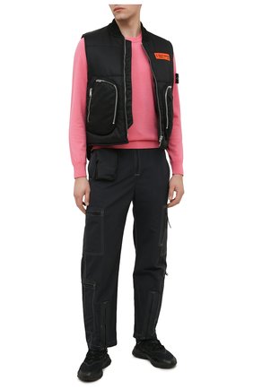Мужские кроссовки ozweego ADIDAS ORIGINALS черного цвета по цене 9710 руб., арт. FV9665 | Фото 2 Мужские кроссовки ozweego ADIDAS ORIGINALS черного цвета, арт. FV9665 | Фото 2