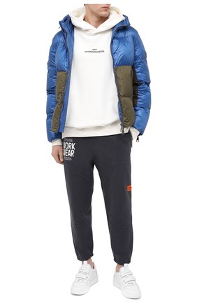Мужской хлопковые джоггеры HERON PRESTON синего цвета по цене 36650 руб., арт. HMCH020F20JER0014501 | Фото 2 Мужской хлопковые джоггеры HERON PRESTON синего цвета, арт. HMCH020F20JER0014501 | Фото 2