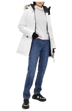 Женская парка rosemont CANADA GOOSE белого цвета по цене 106500 руб., арт. 3030L | Фото 2 Женская парка rosemont CANADA GOOSE белого цвета, арт. 3030L | Фото 2
