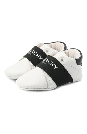 Детского пинетки GIVENCHY белого цвета по цене 17600 руб., арт. H99024 | Фото 1 Детского пинетки GIVENCHY белого цвета, арт. H99024 | Фото 1 (Материал внешний: Кожа)
