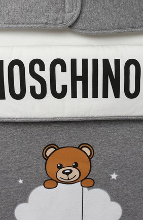 Детский хлопковый конверт MOSCHINO серого цвета по цене 18400 руб., арт. MZE005/LCE00 | Фото 3 Детский хлопковый конверт MOSCHINO серого цвета, арт. MZE005/LCE00 | Фото 3