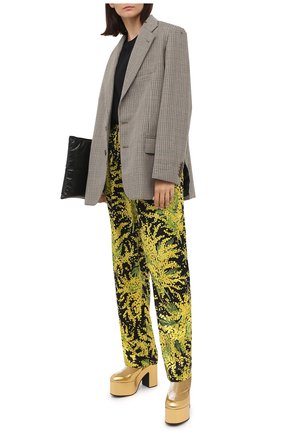 Женские шелковые брюки BALENCIAGA желтого цвета по цене 123000 руб., арт. 595222/TJL16 | Фото 2 Женские шелковые брюки BALENCIAGA желтого цвета, арт. 595222/TJL16 | Фото 2