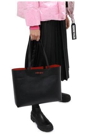 Женский сумка-шопер kenzo kadet KENZO черного цвета по цене 46450 руб., арт. FA62SA703L37 | Фото 2 Женский сумка-шопер kenzo kadet KENZO черного цвета, арт. FA62SA703L37 | Фото 2