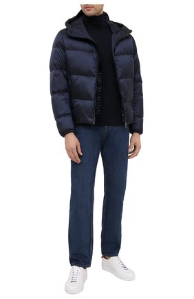 Мужская пуховая куртка EMPORIO ARMANI темно-синего цвета по цене 48800 руб., арт. 6H1BQ1/1NLUZ | Фото 2 Мужская пуховая куртка EMPORIO ARMANI темно-синего цвета, арт. 6H1BQ1/1NLUZ | Фото 2