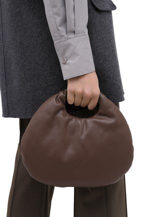 Женская сумка egg LOW CLASSIC темно-коричневого цвета по цене 17100 руб., арт. L0W20FW_BA17DB | Фото 2 Женская сумка egg LOW CLASSIC темно-коричневого цвета, арт. L0W20FW_BA17DB | Фото 2