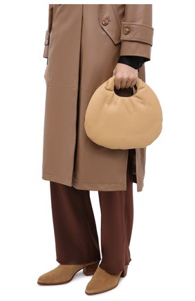 Женская сумка egg LOW CLASSIC кремвого цвета по цене 17100 руб., арт. L0W20FW_BA18BE | Фото 2 Женская сумка egg LOW CLASSIC кремвого цвета, арт. L0W20FW_BA18BE | Фото 2