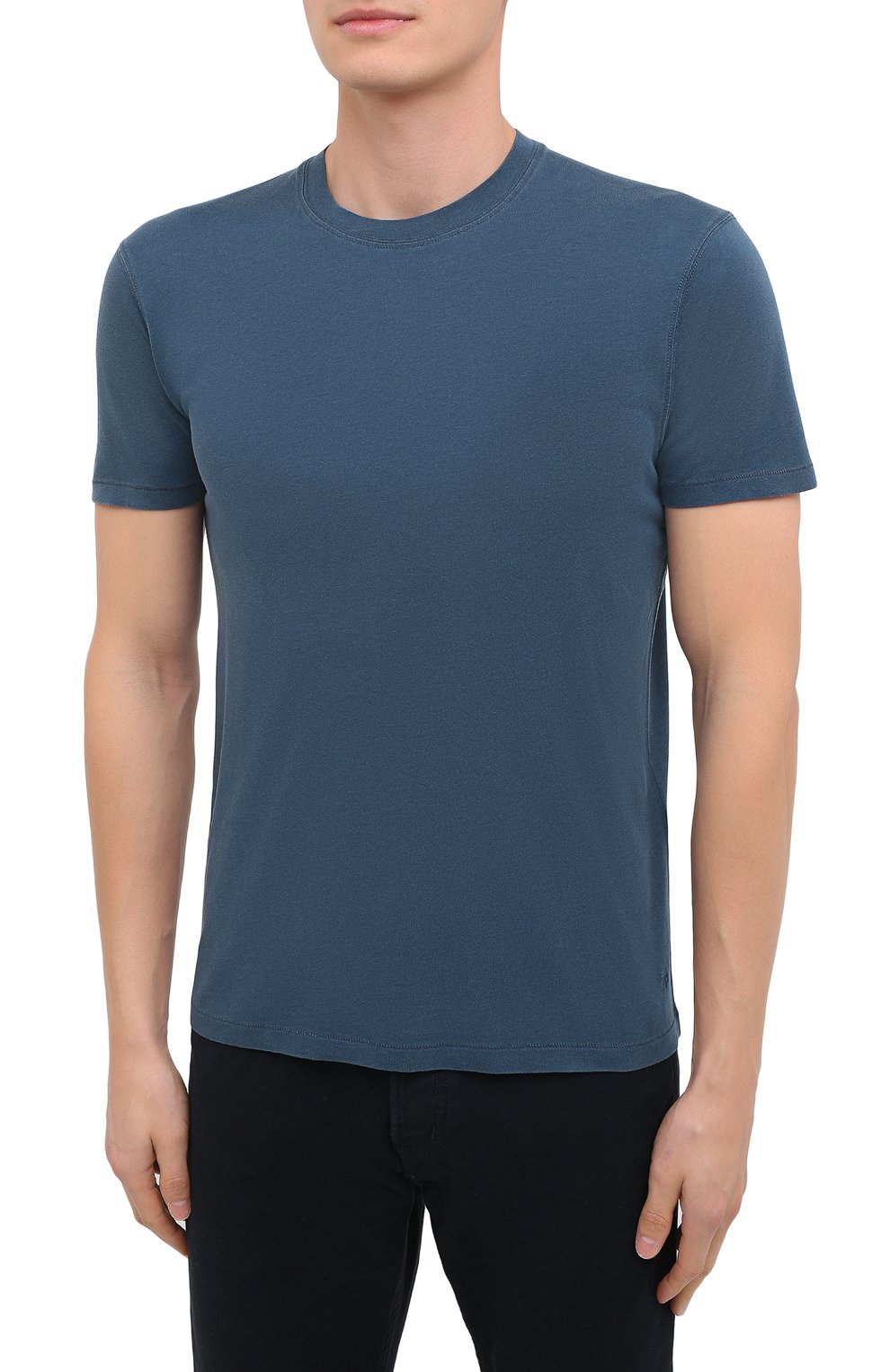 Мужская футболка TOM FORD синего цвета, арт. BV229/TFJ950 | Фото 3 (Принт: Без принта; Рукава: Короткие; Длина (для топов): Стандартные; Региональные ограничения белый список (Axapta Mercury): RU; Мужское Кросс-КТ: Футболка-одежда; Материал внешний: Хлопок, Лиоцелл, Растительное волокно; Стили: Кэжуэл)
