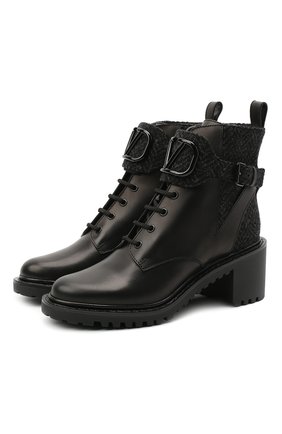Женские кожаные ботильоны valentino garavani vlogo VALENTINO черного цвета по цене 96550 руб., арт. UW0S0AH7/HKK | Фото 1 Женские кожаные ботильоны valentino garavani vlogo VALENTINO черного цвета, арт. UW0S0AH7/HKK | Фото 1