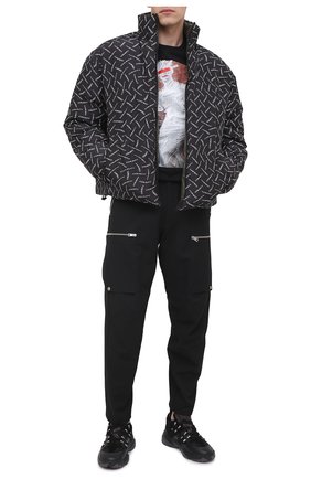 Мужская двусторонняя пуховая куртка MARCELO BURLON черного цвета по цене 115500 руб., арт. CMED029F20FAB001 | Фото 2 Мужская двусторонняя пуховая куртка MARCELO BURLON черного цвета, арт. CMED029F20FAB001 | Фото 2