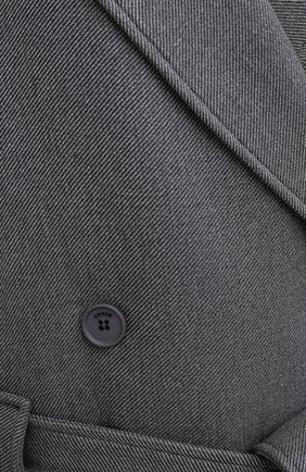 Женское пальто из вискозы и шерсти KENZO серого цвета, арт. FA62MA0345AL | Фото 5 (Рукава: Длинные; Длина (верхняя одежда): Длинные; Материал внешний: Вискоза; Материал подклада: Вискоза; 1-2-бортные: Двубортные; Стили: Кэжуэл)