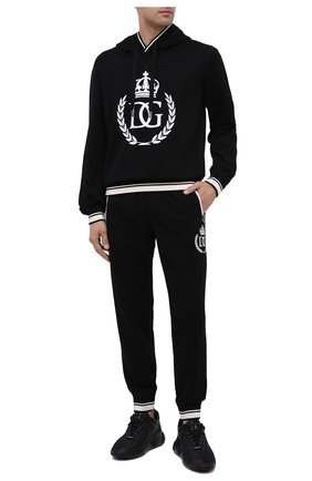 Мужские хлопковые джоггеры DOLCE & GABBANA черного цвета по цене 47050 руб., арт. GW1AAT/G7XL0 | Фото 2 Мужские хлопковые джоггеры DOLCE & GABBANA черного цвета, арт. GW1AAT/G7XL0 | Фото 2