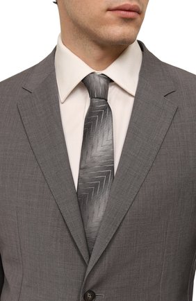 Мужской шелковый галстук LANVIN серого цвета по цене 10850 руб., арт. 3056/TIE | Фото 2 Мужской шелковый галстук LANVIN серого цвета, арт. 3056/TIE | Фото 2