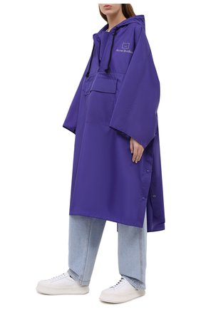 Женский плащ ACNE STUDIOS фиолетового цвета по цене 38850 руб., арт. C90036/W | Фото 2 Женский плащ ACNE STUDIOS фиолетового цвета, арт. C90036/W | Фото 2