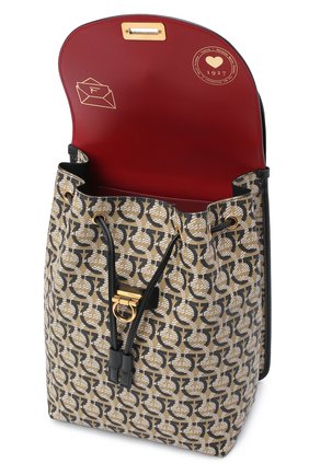 Женский рюкзак gancini SALVATORE FERRAGAMO разноцветного цвета по цене 104000 руб., арт. Z-0726731 | Фото 4 Женский рюкзак gancini SALVATORE FERRAGAMO разноцветного цвета, арт. Z-0726731 | Фото 4