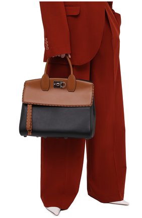 Женская сумка SALVATORE FERRAGAMO коричневого цвета по цене 232500 руб., арт. Z-0734414 | Фото 2 Женская сумка SALVATORE FERRAGAMO коричневого цвета, арт. Z-0734414 | Фото 2