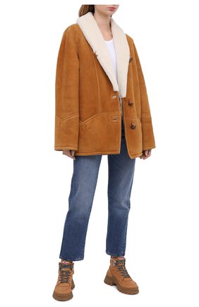 Женские замшевые ботинки DSQUARED2 бежевого цвета по цене 48900 руб., арт. SNW0102 09700001 | Фото 2 Женские замшевые ботинки DSQUARED2 бежевого цвета, арт. SNW0102 09700001 | Фото 2