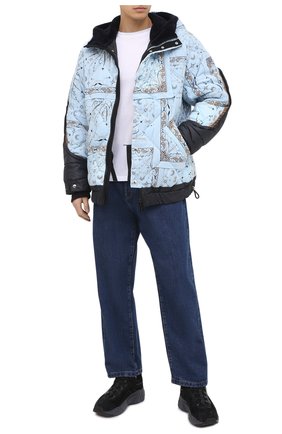 Мужская утепленная куртка SACAI голубого цвета по цене 282500 руб., арт. 20-02332M | Фото 2 Мужская утепленная куртка SACAI голубого цвета, арт. 20-02332M | Фото 2