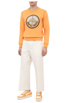 Мужской хлопковый свитшот STONE ISLAND оранжевого цвета по цене 27050 руб., арт. 731563094 | Фото 2 Мужской хлопковый свитшот STONE ISLAND оранжевого цвета, арт. 731563094 | Фото 2