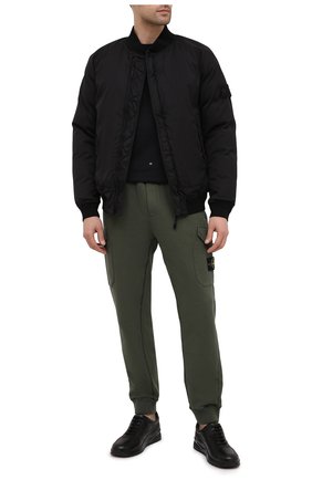 Мужская хлопковый лонгслив STONE ISLAND черного цвета по цене 14450 руб., арт. 73152ML85 | Фото 2 Мужская хлопковый лонгслив STONE ISLAND черного цвета, арт. 73152ML85 | Фото 2