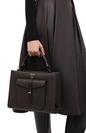 Женская сумка t twist small TOM FORD хаки цвета по цене 219500 руб., арт. L1203T-LCL008 | Фото 2 Женская сумка t twist small TOM FORD хаки цвета, арт. L1203T-LCL008 | Фото 2