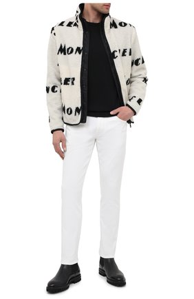 Мужские джинсы MONCLER белого цвета по цене 23100 руб., арт. F2-091-2A728-10-54A2A | Фото 2 Мужские джинсы MONCLER белого цвета, арт. F2-091-2A728-10-54A2A | Фото 2 (Материал внешний: Хлопок, Деним; Стили: Кэжуэл; Силуэт М (брюки): Прямые; Длина (брюки, джинсы): Стандартные)